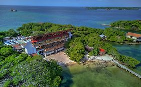 Pao Pao Hotel & Beach Club